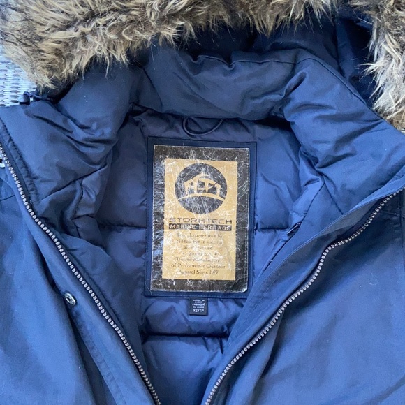 🔥HOST PICK! 🔥Stormtech jacket navy blue - Picture 7 of 10